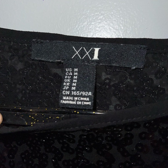 Forever 21 Black Sequined Blouse 🖤💎 - Picture 4 of 5